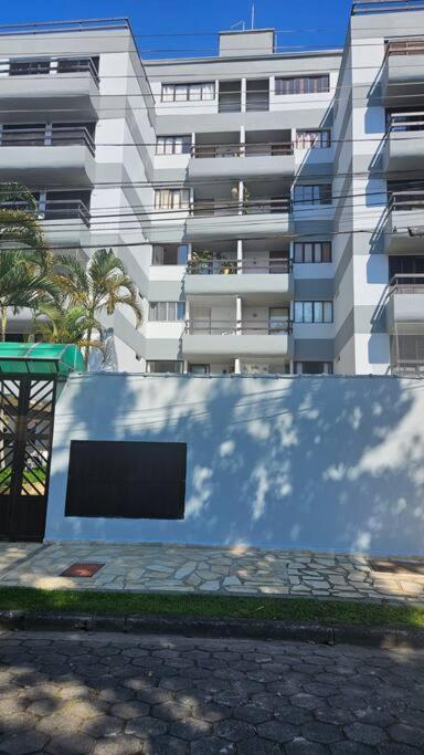 Prainha Beach Lindo Apartamento Proximo A Praia Caraguatatuba Exterior foto